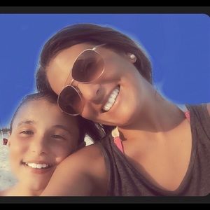 Meet your Posher, Chassity